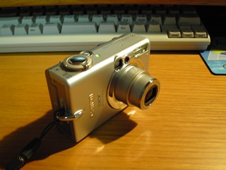 Canon IXY DIGITAL 500